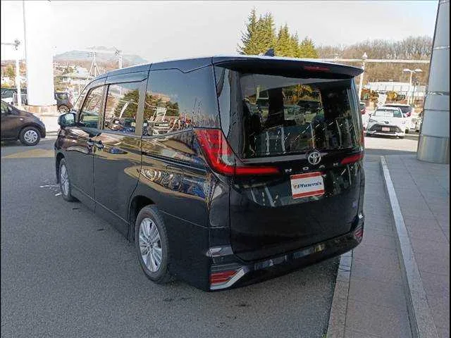 Toyota NOAH S-G Toyota Safety Sense 2023 — миниатюра 5