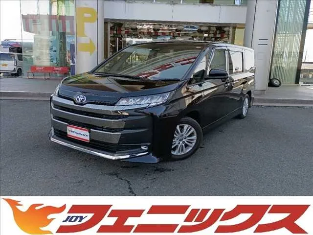 Toyota NOAH S-G Toyota Safety Sense 2023 — фото 1, купить с доставкой в Москву