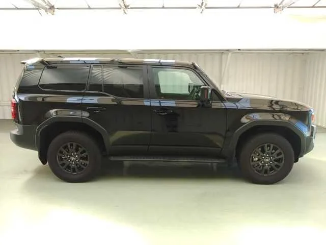 Toyota Land Cruiser VX 2024 — миниатюра 2