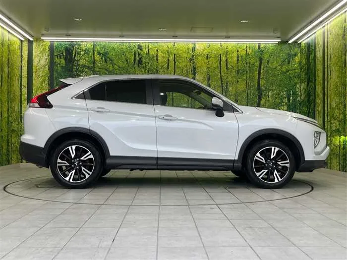 Mitsubishi Eclipsecross 2023 — миниатюра 4