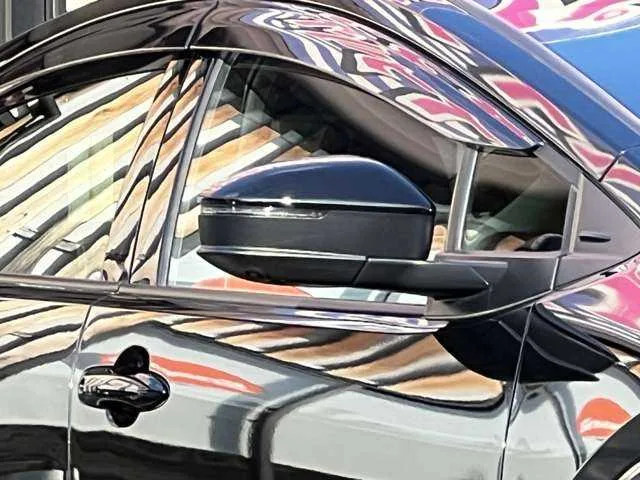Toyota Prius 2023 — миниатюра 2