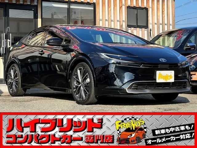 Toyota Prius 2023 — фото 1, купить с доставкой в Москву