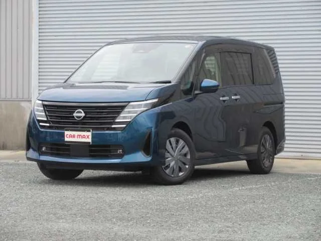 Nissan SERENA 2023 — фото 1, купить с доставкой в Москву
