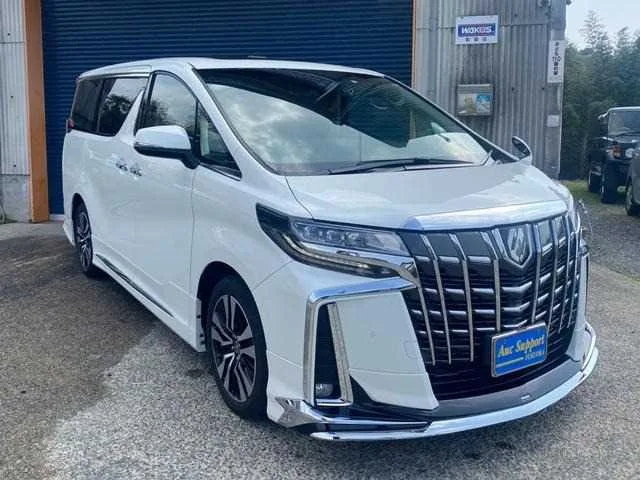 Toyota Alphard G 2023 — фото 1, купить с доставкой в Москву