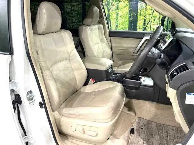 Toyota Land Cruiser Prado 2022 — миниатюра 3