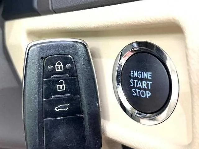 Toyota Land Cruiser Prado 2022 — миниатюра 5
