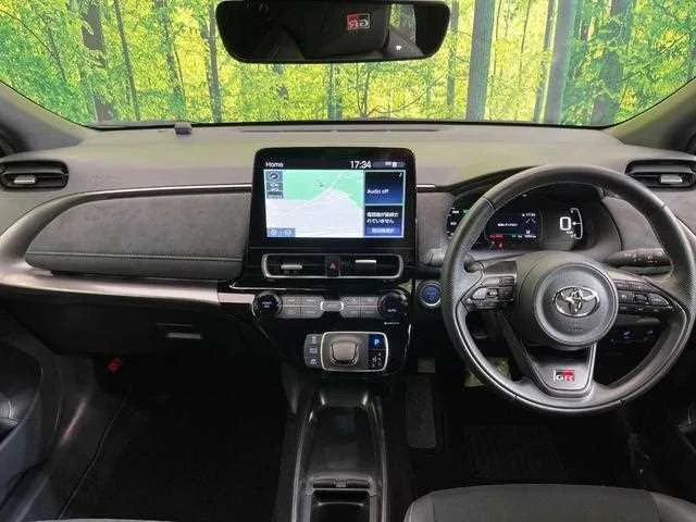 Toyota AQUA 2023 — миниатюра 2