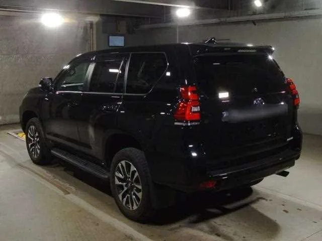 Toyota Land Cruiser Prado 2022 — миниатюра 4