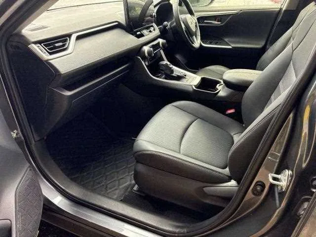 Toyota RAV4 2023 — миниатюра 5