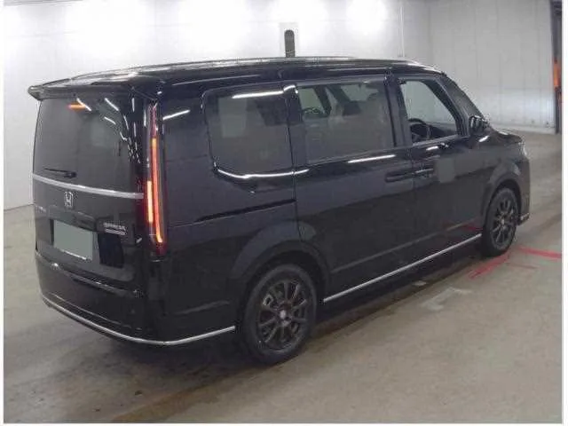 Honda Step WGN 2022 — миниатюра 2