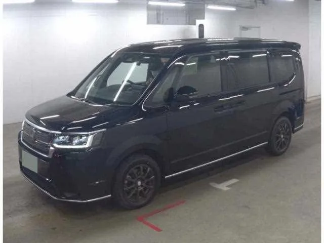 Honda Step WGN 2022 — фото 1, купить с доставкой в Москву