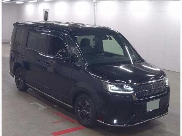 Honda Step WGN 2023 — фото 1, купить с доставкой в Москву