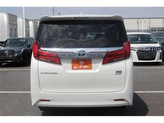 Toyota Alphard Hybrid 2022 — миниатюра 4