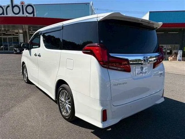 Toyota Alphard Hybrid 2022 — миниатюра 5