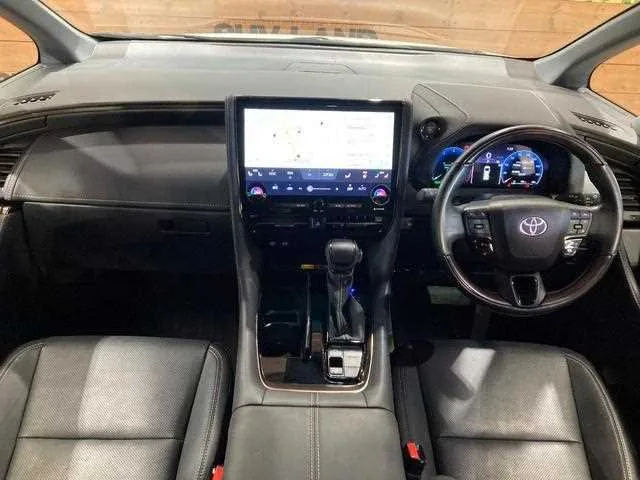 Toyota Alphard Hybrid 2024 — миниатюра 2