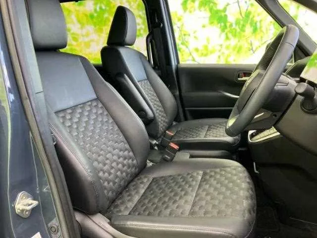 Toyota Voxy 2024 — миниатюра 4