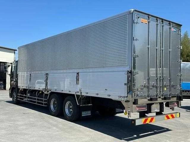 Hino Profia 2024 — миниатюра 3