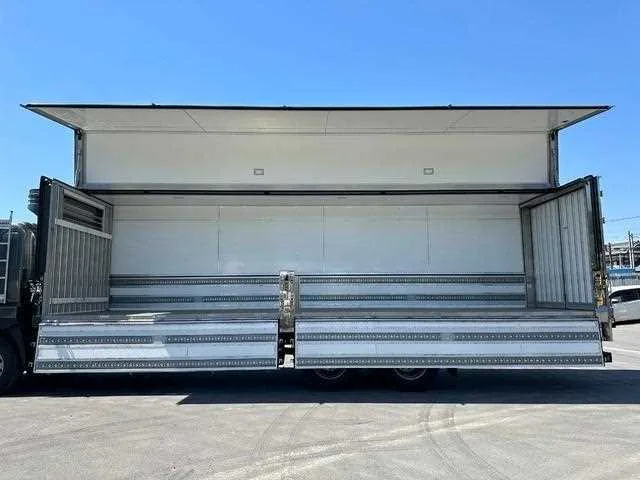 Hino Profia 2024 — миниатюра 5