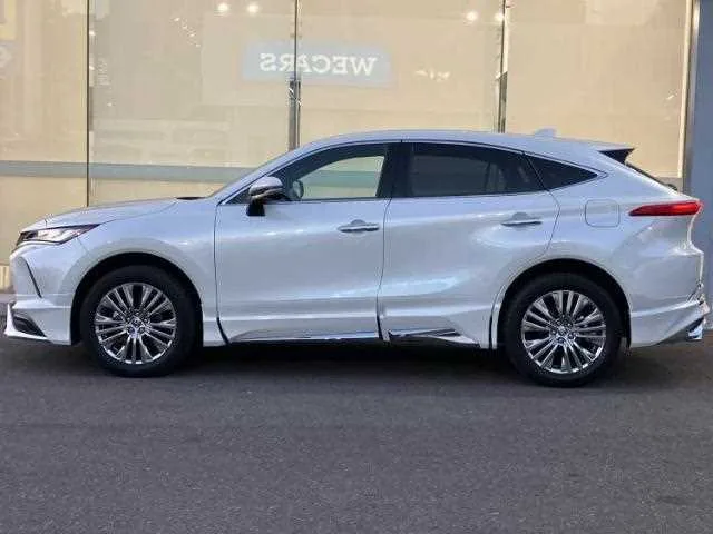 Toyota Harrier Hybrid 2023 — миниатюра 2
