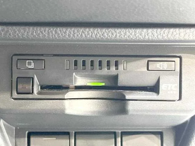 Toyota Prius 2023 — миниатюра 5