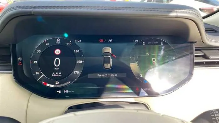 Land Rover Range Rover AUTOMATIC DIESEL 2023 — миниатюра 3