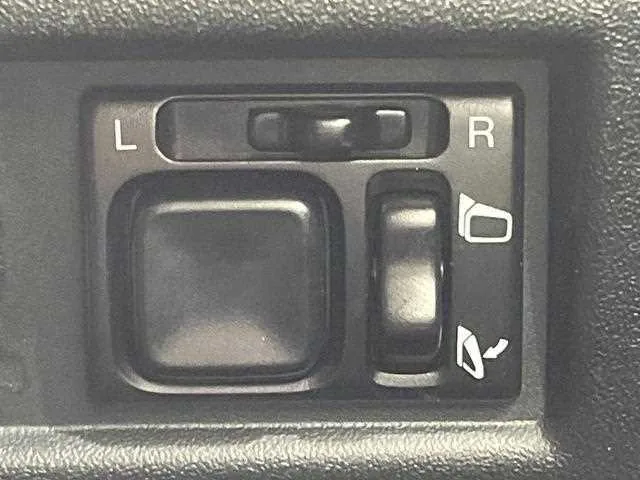 Suzuki Jimny 2023 — миниатюра 5