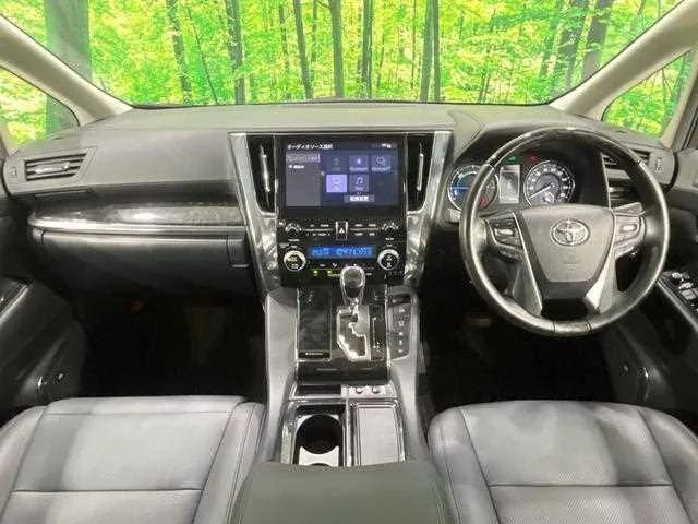 Toyota Alphard Hybrid 2022 — миниатюра 2