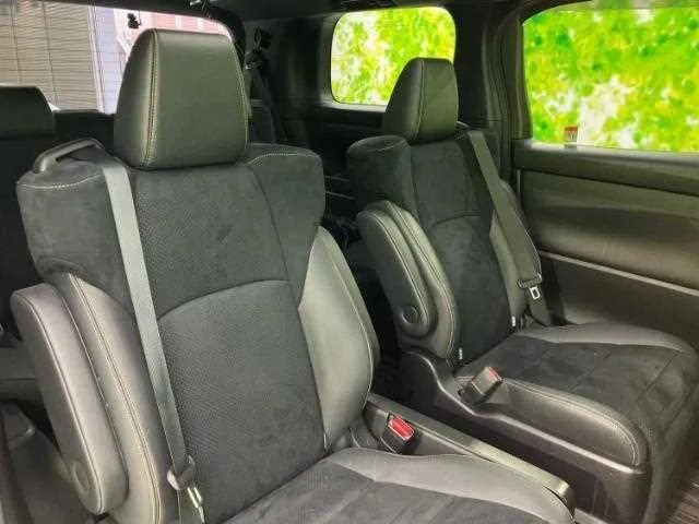 Toyota Alphard G 2023 — миниатюра 2