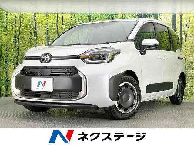 Toyota Sienta 2025 — фото 1, купить с доставкой в Москву