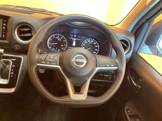 Nissan Nissan Others 2022 — миниатюра 3
