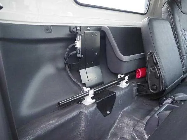 Isuzu ELF TRUCK 2022 — миниатюра 3