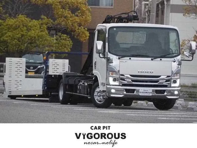 Isuzu ELF TRUCK 2022 — фото 1, купить с доставкой в Москву