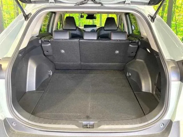 Toyota RAV4 2023 — миниатюра 4