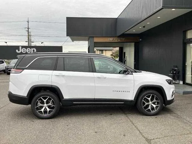 Jeep Commander 2025 — миниатюра 2