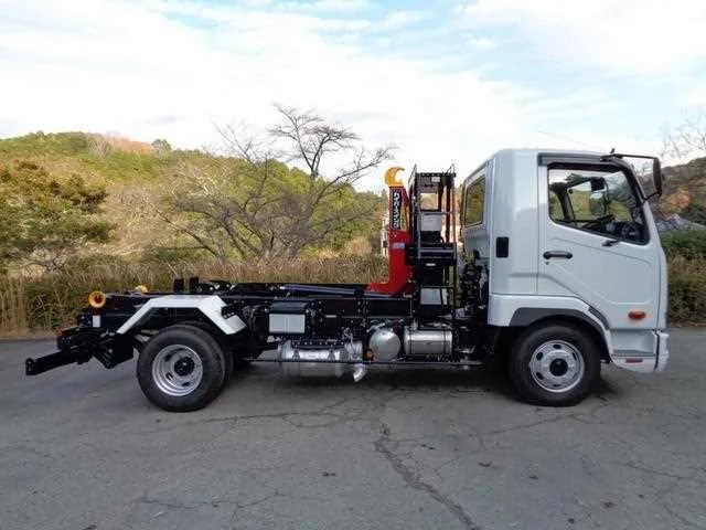 Mitsubishi Fuso FIGHTER 2025 — миниатюра 4