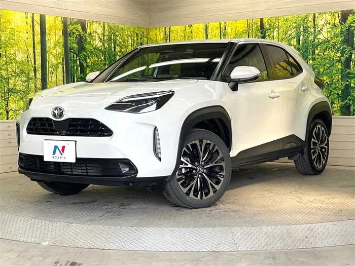 Toyota Yaris Cross 2025 — фото 1, купить с доставкой в Москву