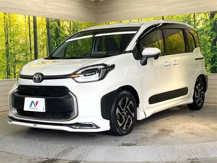 Toyota Sienta 2023 — миниатюра 4