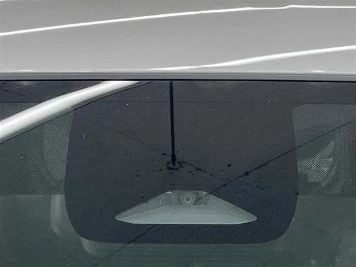 Toyota Sienta 2025 — миниатюра 3