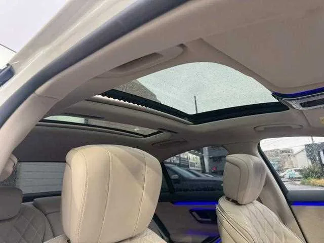 Mercedes-Benz S-Class 2023 — миниатюра 3