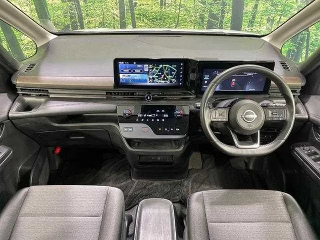 Nissan Serena 2023 — миниатюра 2