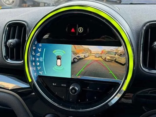 BMW MINI 2022 — миниатюра 4