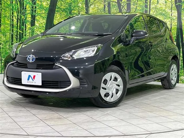 Toyota AQUA 2025 — фото 1, купить с доставкой в Москву