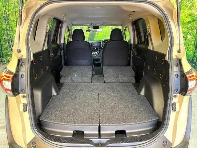 Toyota Sienta 2022 — миниатюра 4