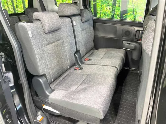 Toyota Sienta 2025 — миниатюра 4