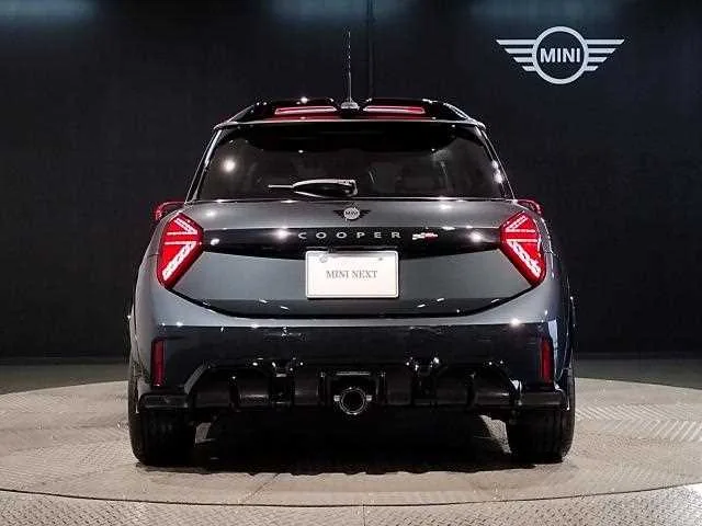 BMW MINI 2025 — миниатюра 2