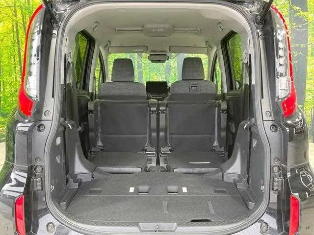 Toyota Sienta 2022 — миниатюра 4