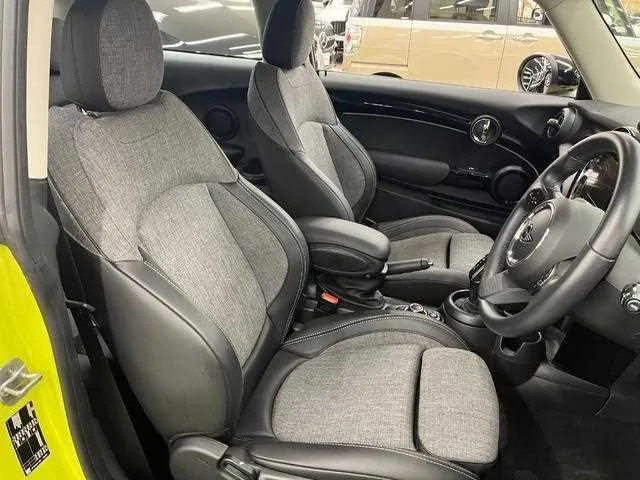 BMW MINI 2022 — миниатюра 4