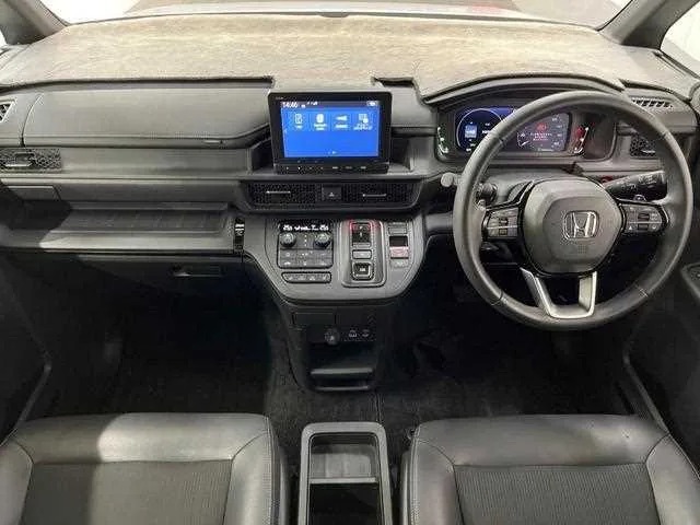 Honda Step WGN 2023 — миниатюра 2