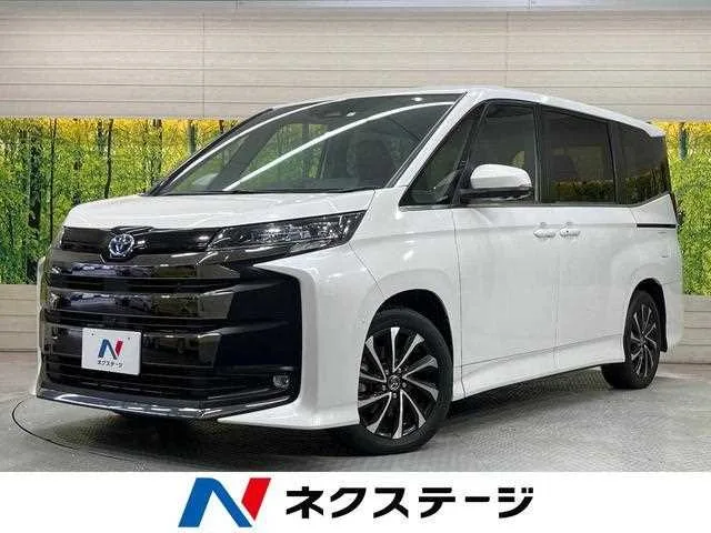 Toyota Noah 2023 — фото 1, купить с доставкой в Москву