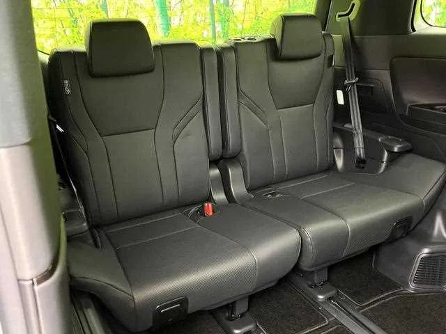 Toyota Alphard Hybrid 2024 — миниатюра 4